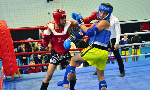 Muay Thai Turnuvası'nda Adana Şampiyon Oldu