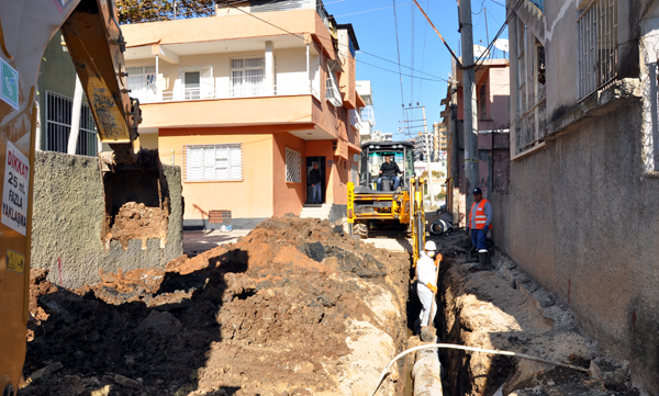 Pekar, ''40 Yıllık Altyapıyı Değiştiriyoruz''