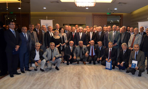 MMO'dan Üyelerine Plaket