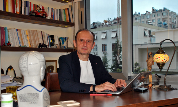 Yağışlı havalarda selfie yapmayın