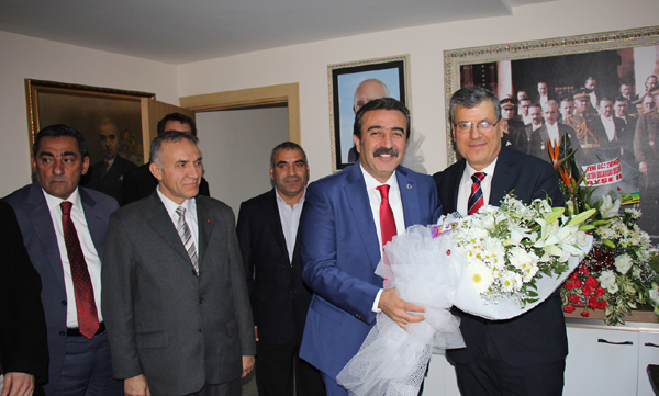 Çetin: ''Örgütlerimizin emrindeyiz''