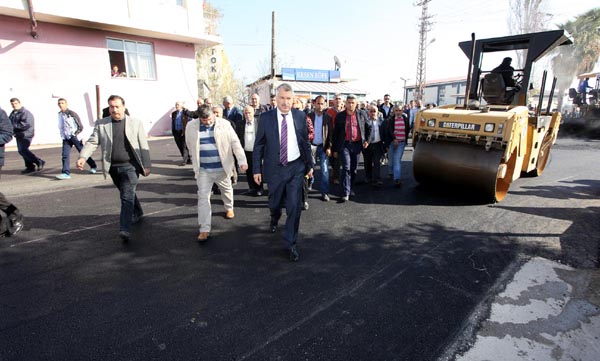 Yeşiloba Mahallesi'ne hizmet seferberliği