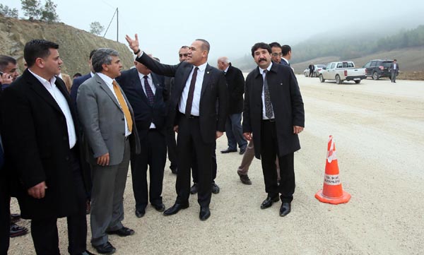 Ceyhan-Sarımazı yolu, bu yaz hizmete açılacak