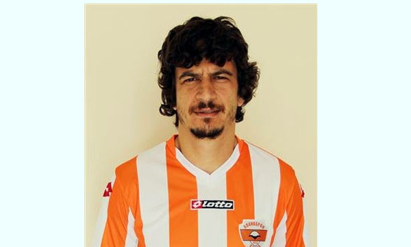 Özgür Öçal ile yollar ayrıldı