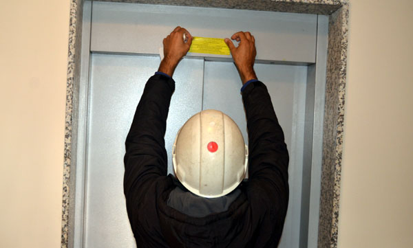 Asansörler Güvenliğimizi Tehlikeye Atmamalı