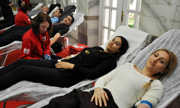 Adana Adliyesi'nde kan bağışı kampanyası