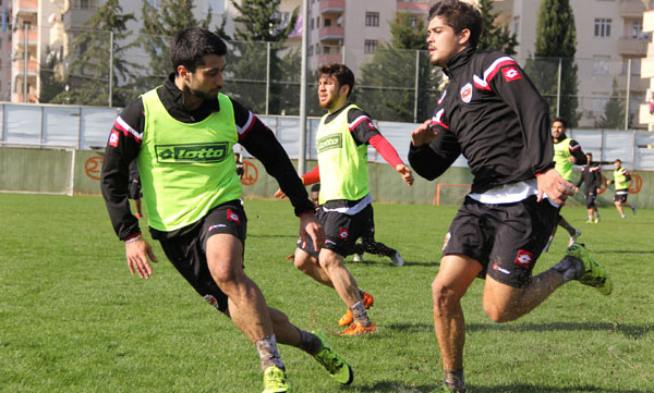 Adanaspor Şanlıurfaya bileniyor