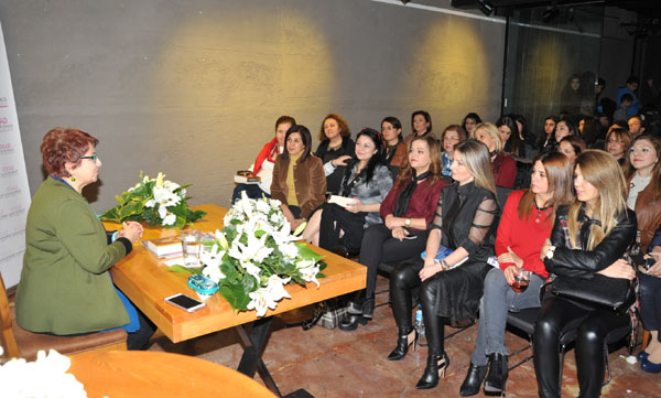 Buket Uzuner, İŞKAD'ın konuğu oldu