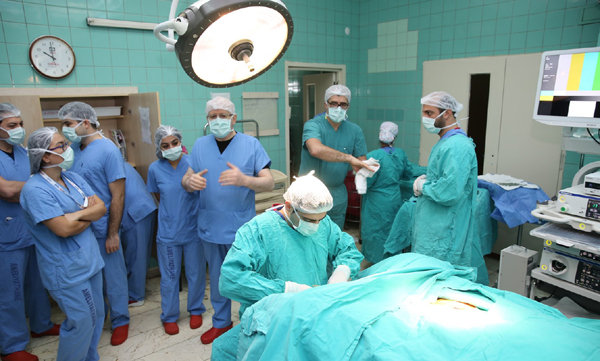 Kadın Doğum Uzmanlarına Kapalı Ameliyat Teknikleri Anlatıldı