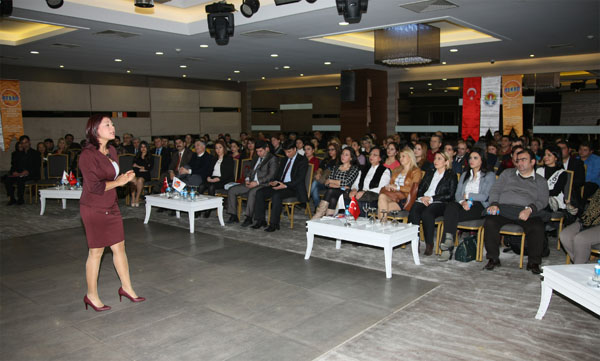 Büyükşehir, eğitime ara vermiyor 