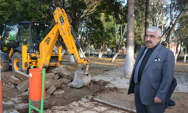 Çeyrek Asırlık Park Yenileniyor