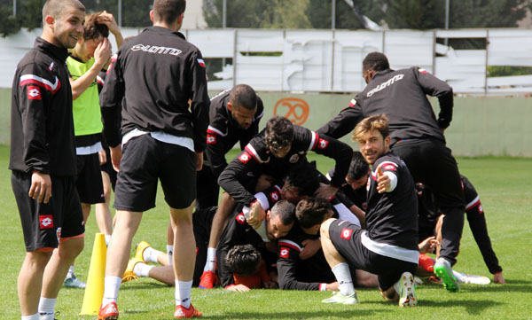 Adanasporun neşesi yerinde