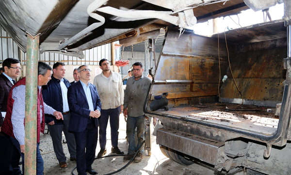 Yüreğir Belediyesi Araçlarını yeniliyor