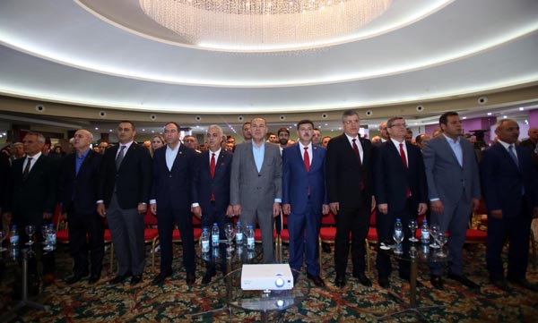 Adana'da muhtarlar zirvesi