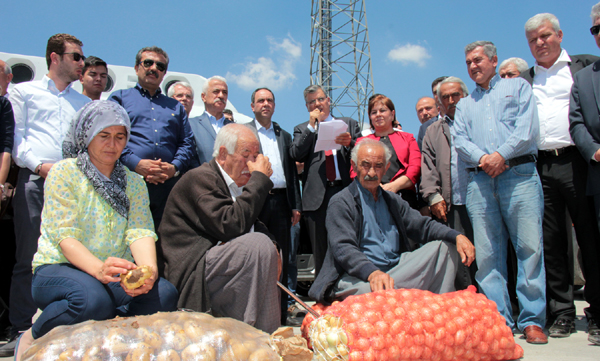 Patates ve soğan üreticisi zor durumda
