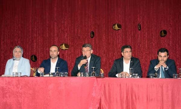 Fikret Yeni: CHP Ülkeyi Kaosa Sokmak İstiyor