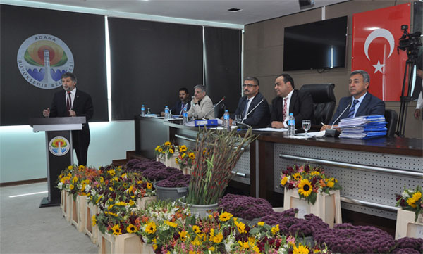 Büyükşehir Meclisi, çiçek üretimi projesinde tek yürek