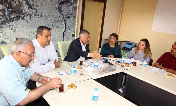 Seyhan'da muhtarlarla beyin fırtınası