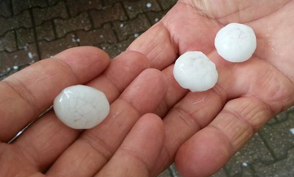 Sağanak ve dolu yaşamı olumsuz etkiledi