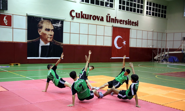 Engelliler İçin Sıra Dışı Dans Festivali 