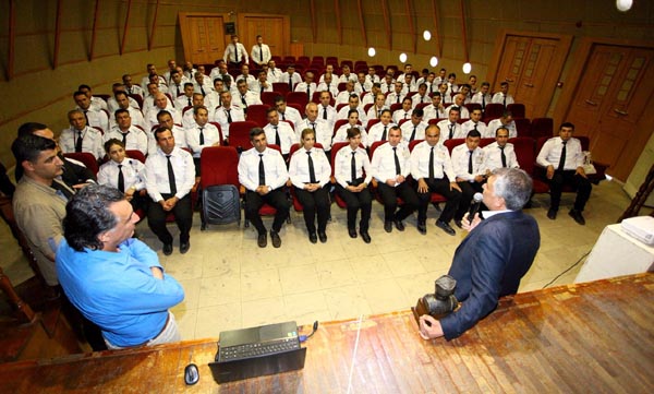 Karalar: ''İşimizi, işyerimizi ve birbirimizi seveceğiz''