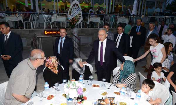 Şehit Aileleri ve Gazilere İftar Yemeği