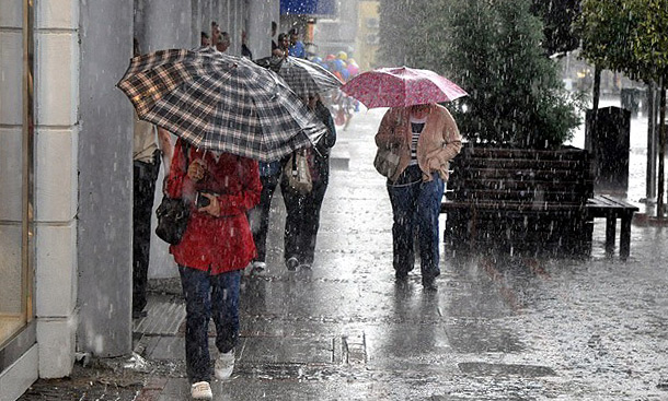 Adana için sağanak yağış uyarısı