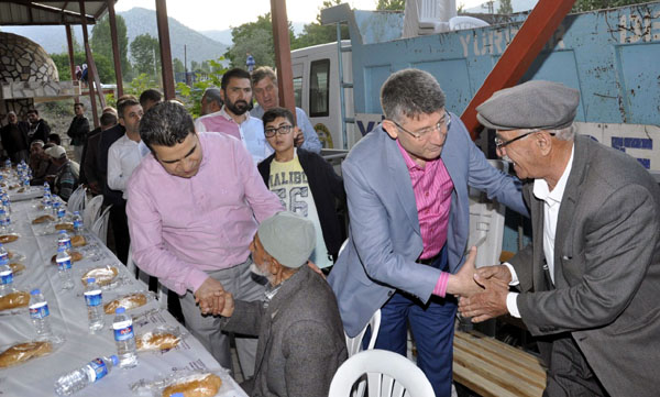 Kamışlı'da iftar coşkusu