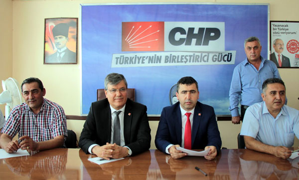 CHP, Kozanda girilmedik ev, sıkılmadık el bırakmayacak