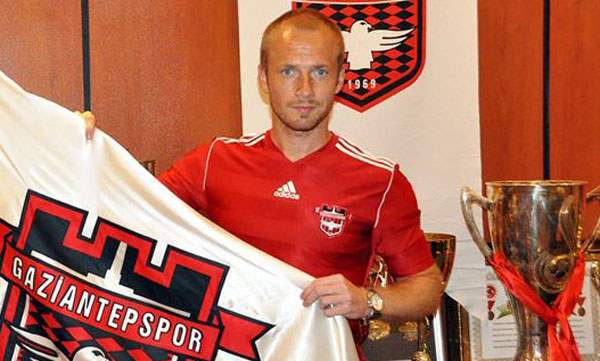 Demirspor, Larsson'la ilgileniyor iddiası
