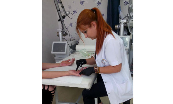 Eldeki terlemeye botoks çözümü