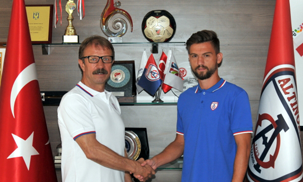 Umut Sözen Altınordu ile anlaştı