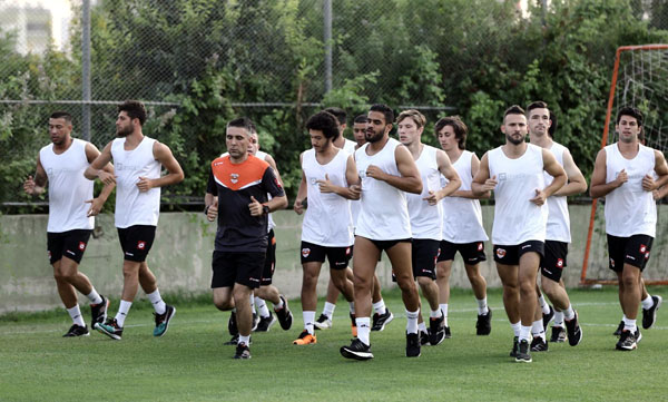 Adanasporlu futbolcular Bayram iznine çıktı