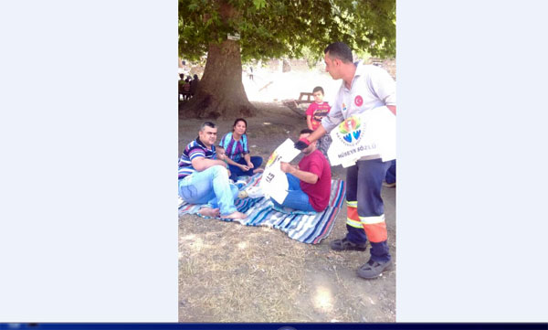 Piknikçilere çöp poşeti 