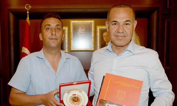 Şırnak'tan Adana'ya bayrak teşekkürü