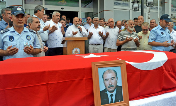 Eski Kozan Belediye Başkanı Azgın, vefat etti