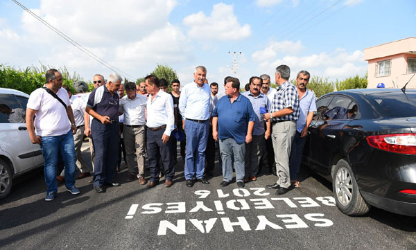 Seyhanın asfalt hamlesi hız kesmiyor