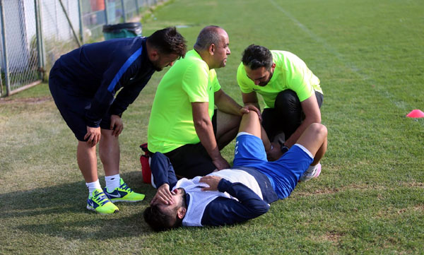 İzzet Çelik 6 ay sahalardan uzak kalacak