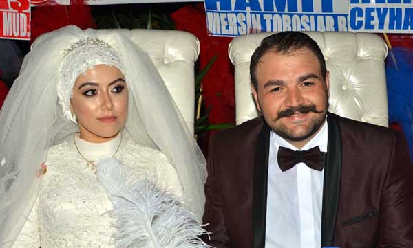 Çay Ailesinin mutlu günü