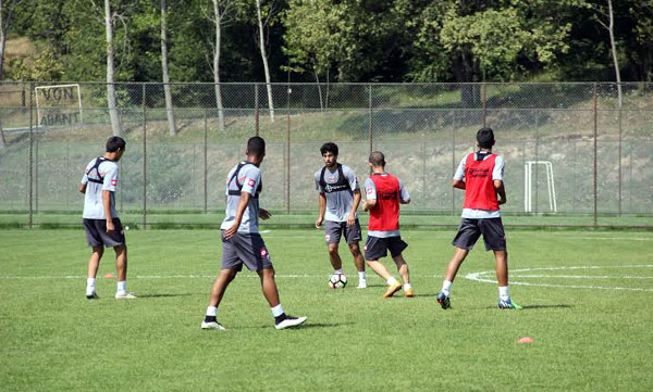 Kaplan gol atmayı unuttu