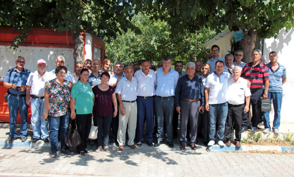 CHP muhtarlarla bağlarını güçlendiriyor