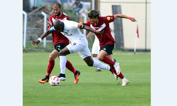 Şimşek, Gakkoşu 2 golle geçti 