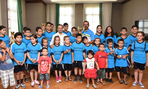 Satranç turnuvası ödül töreni 