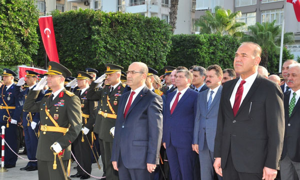 Adana'da Zafer Bayramı Kutlamaları