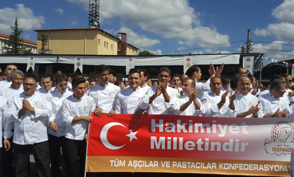 Adanalı aşçılar, Mengende çifte birincilik kazandı