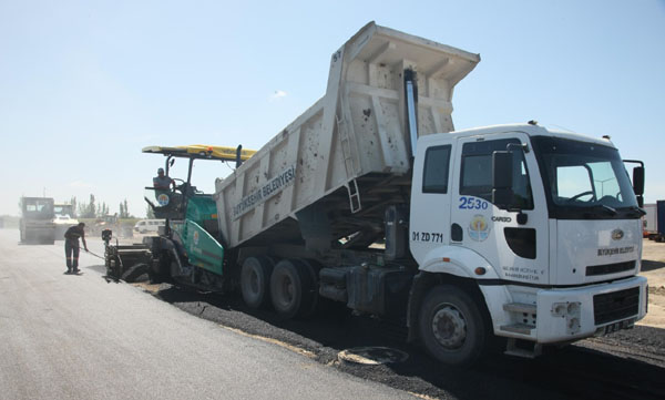 Nakliyeciler sitesi de asfalta kavuştu