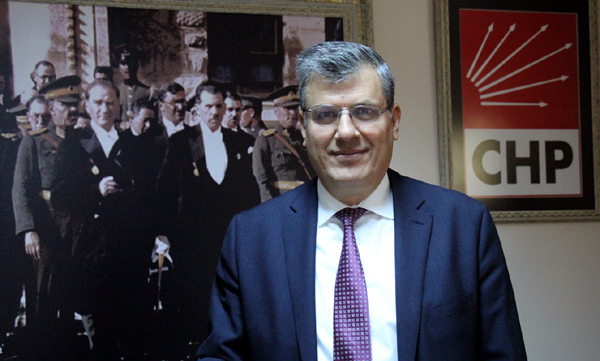 Ayhan Barut, referandum önerdi