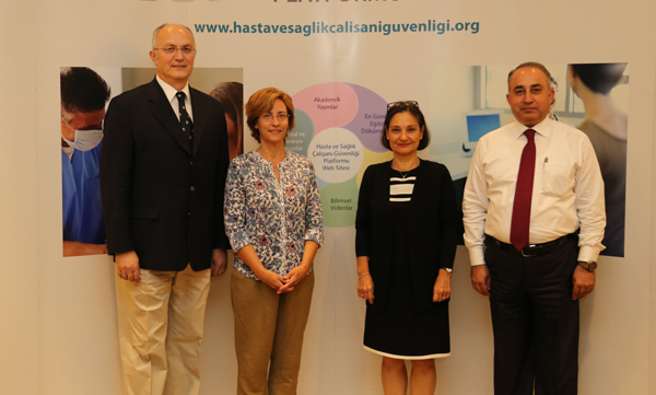 Sağlık çalışanlarının yüzde 54'ü kesici-delici aletlerle yaralanıyor