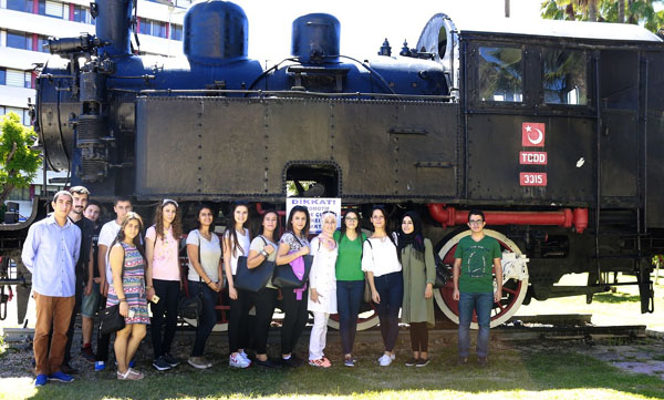 Seyhan Belediyesi üniversitelilere Adanayı tanıttı