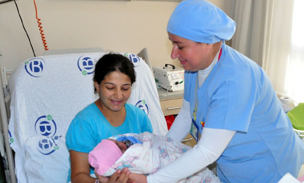 ''Anne sütü bebeğin ilk doğal aşısıdır''